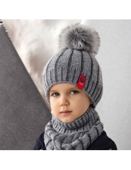 GREY HAT AND SNOOD